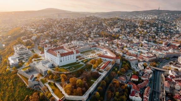 Slovakia Introduces New National Visa and Work Permit Rules 