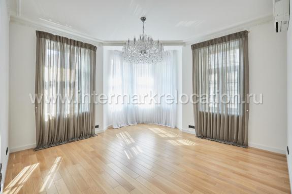 M. Bronnaya Str. - ID: 11843