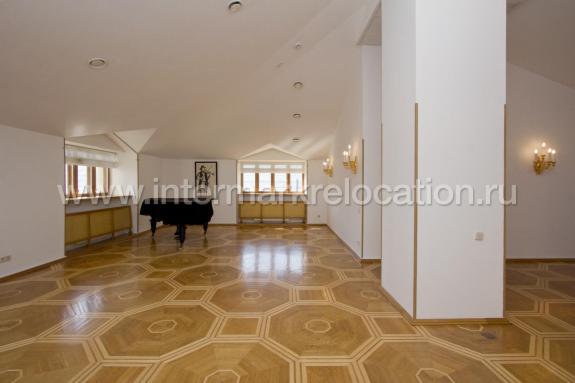Petrovka Str. - ID: 16221