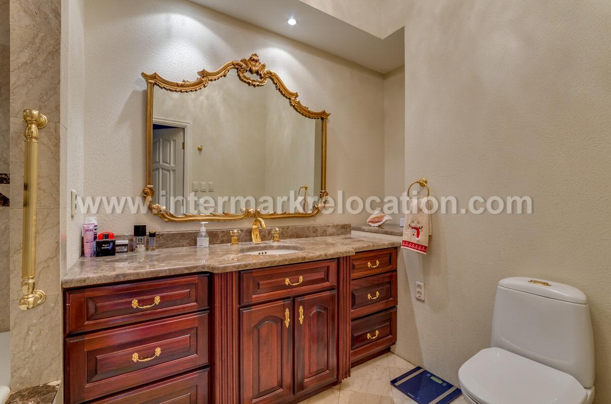 1-st Kolobovsky Per. - ID: 25706 - photo 8