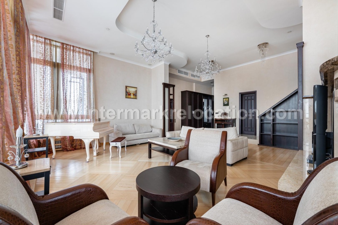 Mosfilmovskaya Str. - ID: 43700 - photo 1
