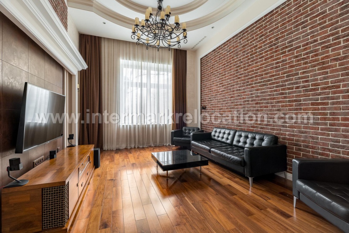 Spiridonovka Str. - ID: 32688 - photo 1