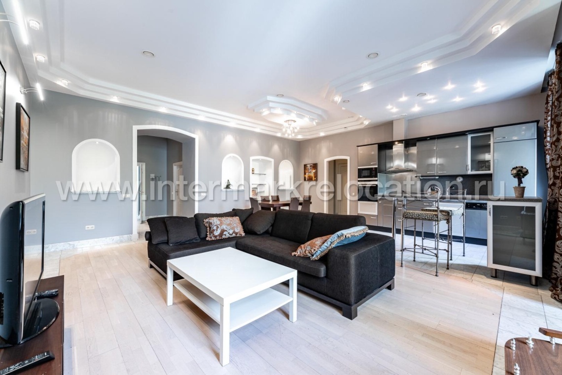 Ostozhenka Str. - ID: 13621 - photo 1
